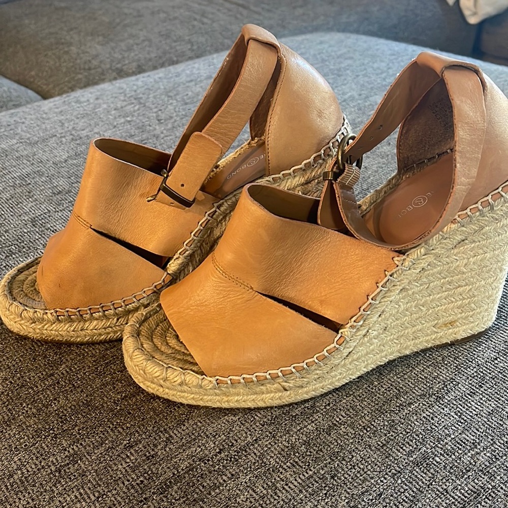 Treasure & Bond Wedges